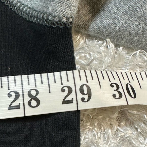 VTG Platinum Fubu Fat Albert & Junk Yard Gang Sweatshirt XL Color-Block 90's - Picture 13 of 13